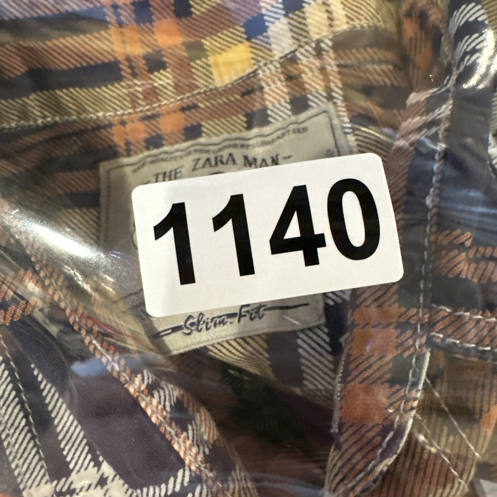 The Zara Man Denim Collection Men's Small Slim Fit Button Up - Picture 9 of 9